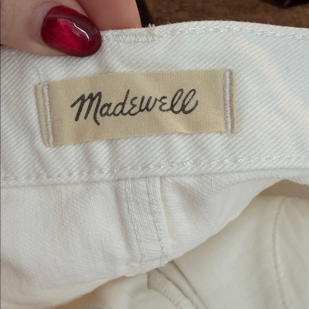 Madewell Cream Relaxed Denim Shorts - Picture 2 of 8